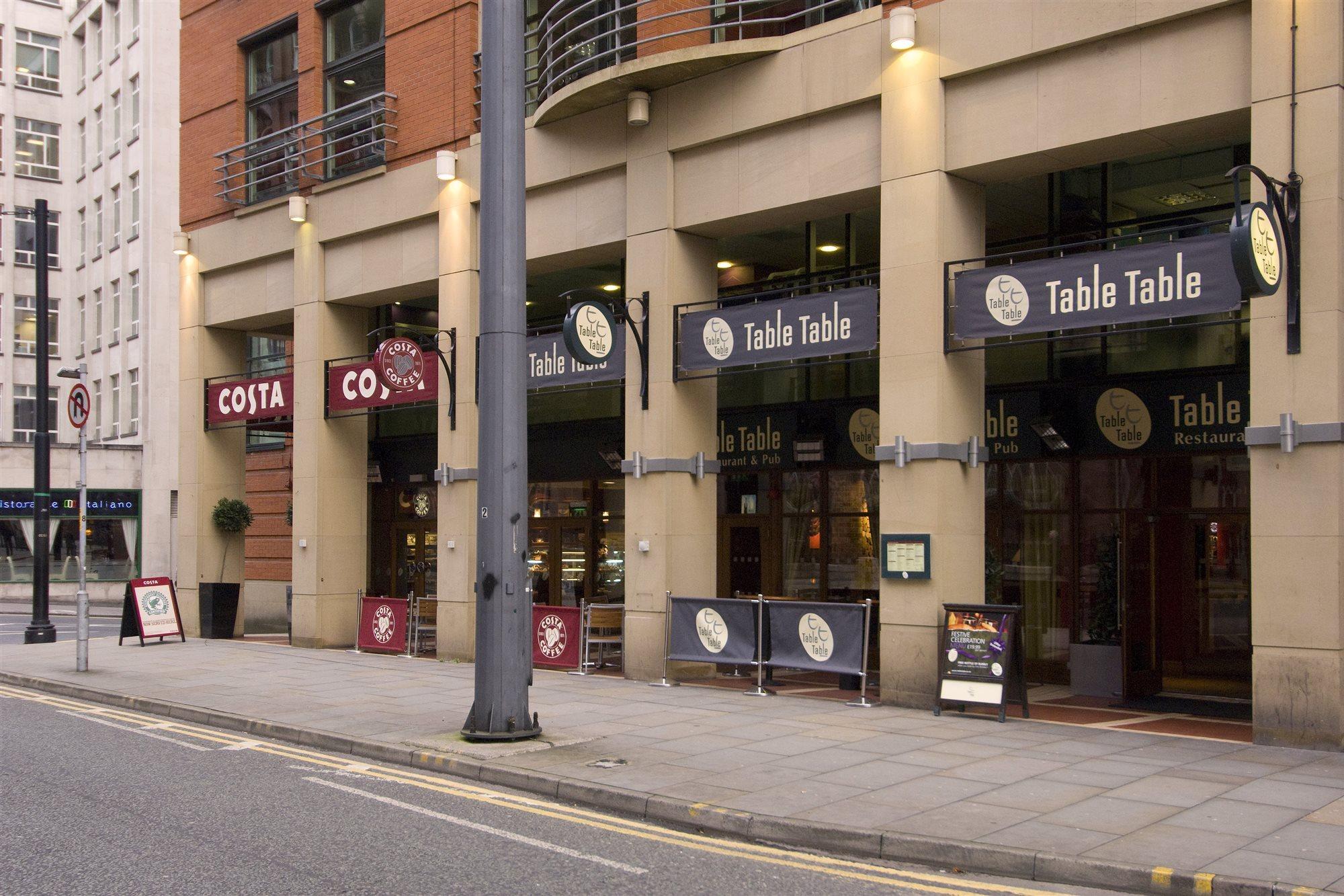 Premier Inn Manchester Central Esterno foto