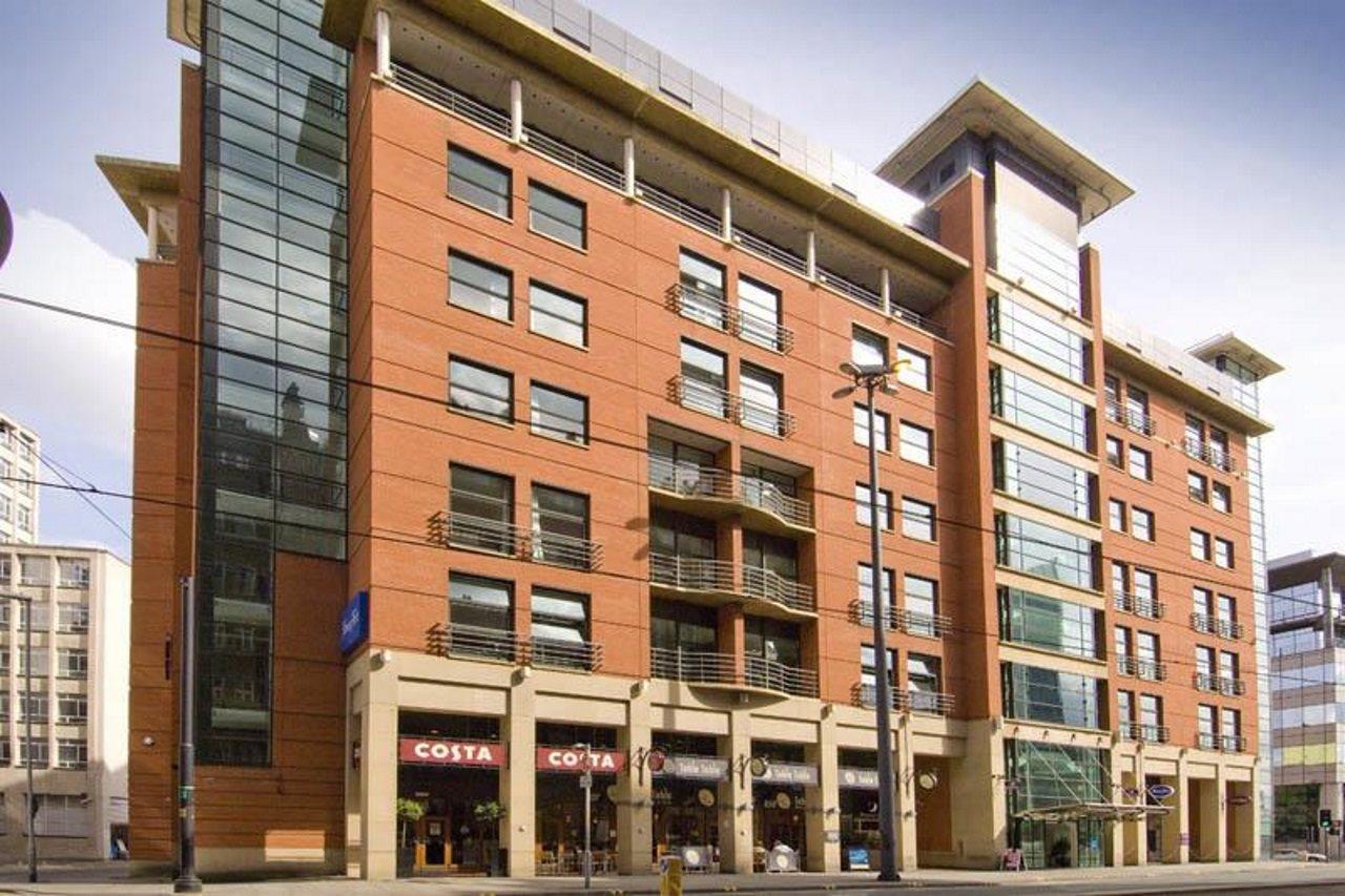Premier Inn Manchester Central Esterno foto