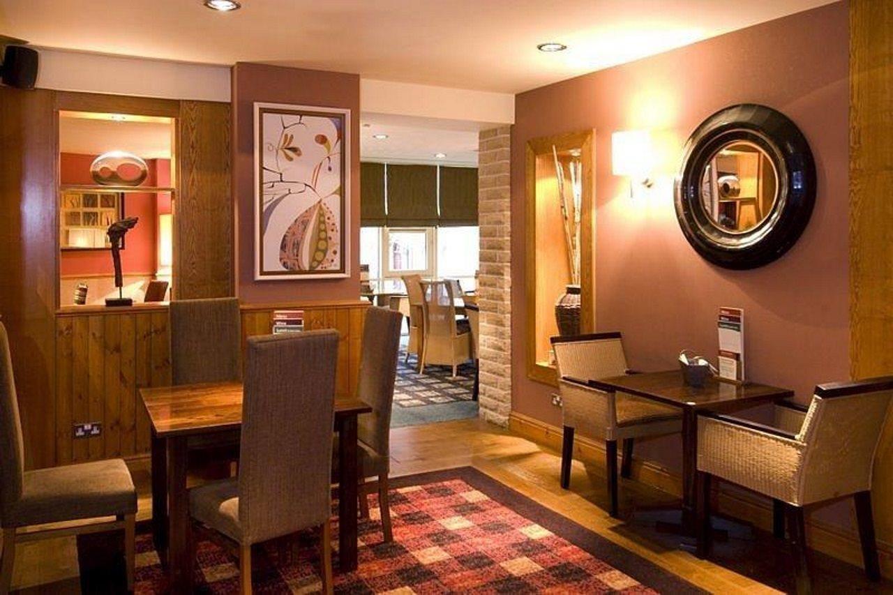 Premier Inn Manchester Central Esterno foto