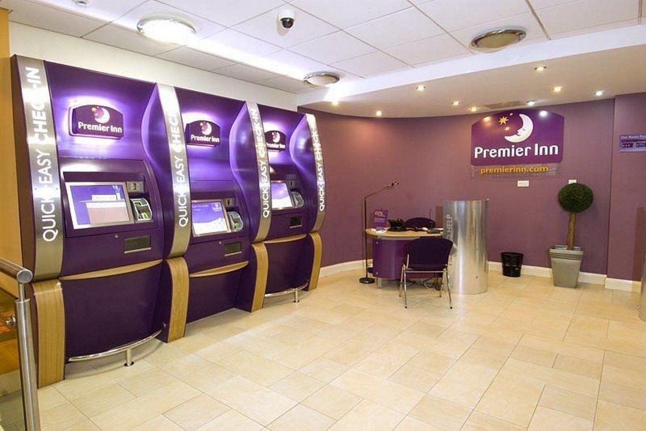 Premier Inn Manchester Central Esterno foto