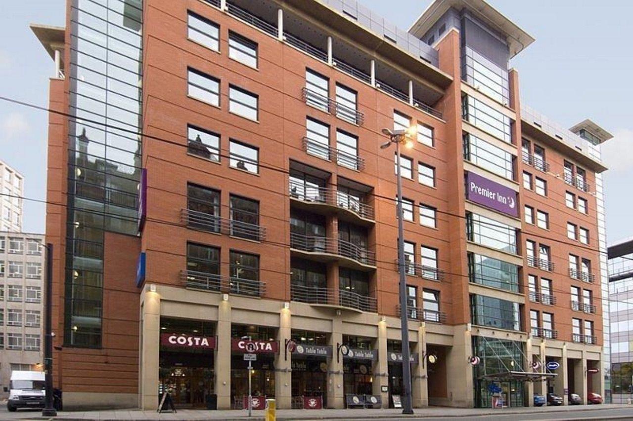 Premier Inn Manchester Central Esterno foto
